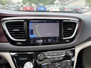 Chrysler Pacifica 2018