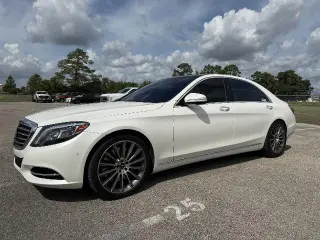 Mercedes-Benz Clase S 2015 S 550 Sedán de 4 puertas
