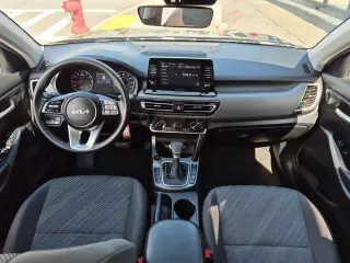 Kia Seltos 2023 AWD LX 4p SUV