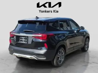 Kia Seltos 2023 AWD LX 4p SUV