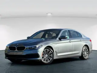 BMW Serie 5 2019 530e iPerformance Sedán 4 puertas