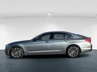 BMW Serie 5 2019 530e iPerformance Sedán 4 puertas