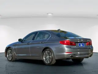 BMW Serie 5 2019 530e iPerformance Sedán 4 puertas