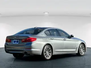 BMW Serie 5 2019 530e iPerformance Sedán 4 puertas