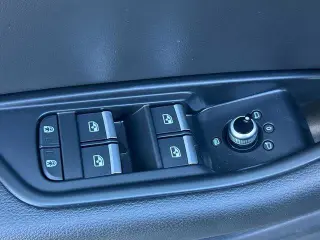 Audi A4 2023 AWD quattro Premium 40 TFSI 4p Sedan
