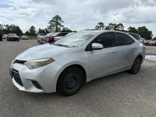Toyota Corolla 2015 LE 4dr Sedán