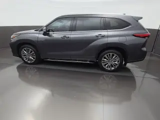 Toyota Highlander 2021 AWD Platinum 4dr SUV