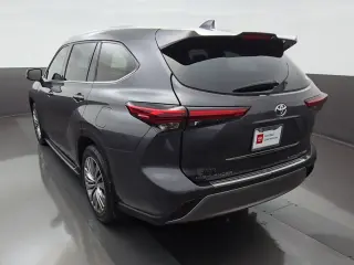 Toyota Highlander 2021 AWD Platinum 4dr SUV