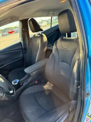 Toyota Prius 2019 LE 4p Hatchback