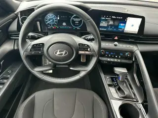 Hyundai ELANTRA Hybrid 2025 Azul 4p Sedán