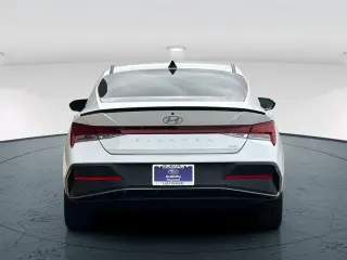 Hyundai ELANTRA Hybrid 2025 Azul 4p Sedán