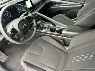 Hyundai ELANTRA Hybrid 2025 Azul 4p Sedán