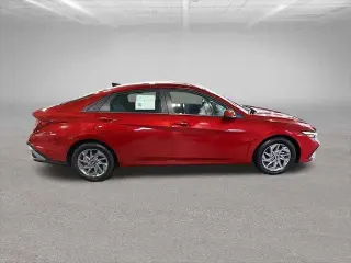 Hyundai ELANTRA 2024 SEL 4dr Sedán