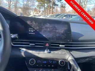 Hyundai ELANTRA 2023 SEL Sedán 4 puertas SULEV