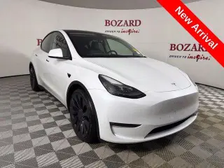 Tesla Model Y 2022 AWD Performance 4dr Crossover