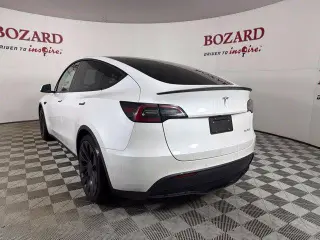 Tesla Model Y 2022 AWD Performance 4dr Crossover