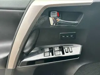 Toyota RAV4 Hybrid 2018 AWD Limited 4p SUV