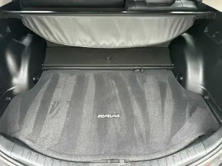 Toyota RAV4 Hybrid 2018 AWD Limited 4p SUV