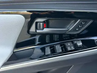 Subaru Solterra 2024 AWD Premium 4dr Crossover