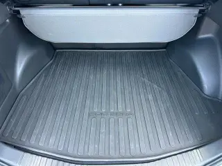 Subaru Solterra 2024 AWD Premium 4dr Crossover