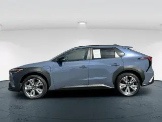 Subaru Solterra 2024 AWD Premium 4dr Crossover