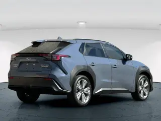 Subaru Solterra 2024 AWD Premium 4dr Crossover