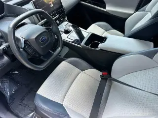 Subaru Solterra 2024 AWD Premium 4dr Crossover