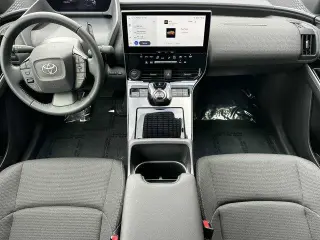 Toyota bZ4X 2024 XLE Crossover 4p