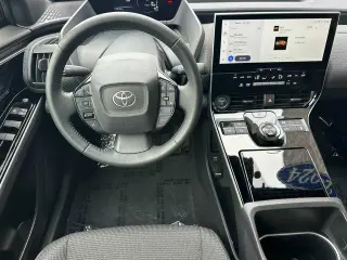Toyota bZ4X 2024 XLE Crossover 4p