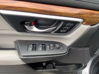 Honda CR-V 2022 AWD Touring 4p SUV