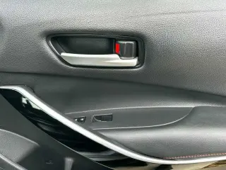 Toyota Corolla 2023 XSE 4p Sedana
