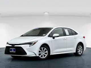 Toyota Corolla Hybrid 2024 SE 4p Sedan