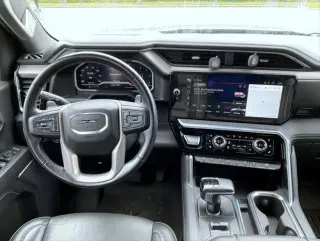 GMC Sierra 1500 2022 4x4 Denali 4p. Cabina de Tripulacion 5.8 ft. CB