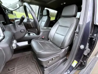GMC Sierra 1500 2022 4x4 Denali 4p. Cabina de Tripulacion 5.8 ft. CB