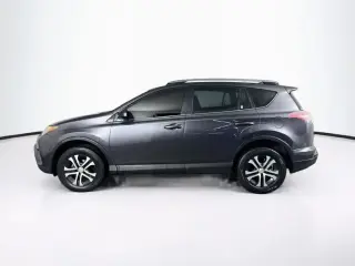 Toyota RAV4 2018 LE 4dr SUV
