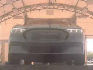 Ford Mustang Mach-E 2023 Premium 4dr SUV