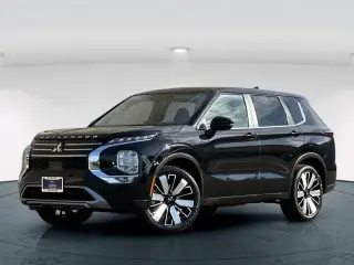 Mitsubishi Outlander 2025 SE 4dr SUV