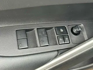 Toyota Corolla Cross 2024 AWD XLE 4dr Crossover