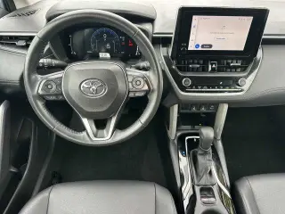 Toyota Corolla Cross 2024 AWD XLE 4dr Crossover