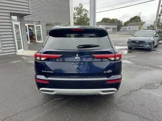 Mitsubishi Outlander PHEV 2023 AWD SEL 4p SUV