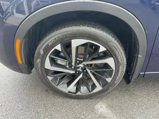 Mitsubishi Outlander PHEV 2023 AWD SEL 4p SUV