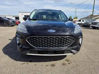 Ford Escape Hybrid 2022 AWD Titanium 4dr SUV