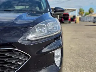 Ford Escape Hybrid 2022 AWD Titanium 4dr SUV