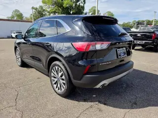 Ford Escape Hybrid 2022 AWD Titanium 4dr SUV