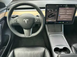 Tesla Model 3 2022 4p Sedán