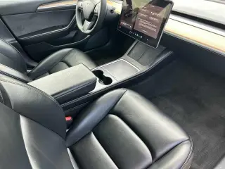 Tesla Model 3 2022 4p Sedán