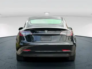 Tesla Model 3 2022 4p Sedán