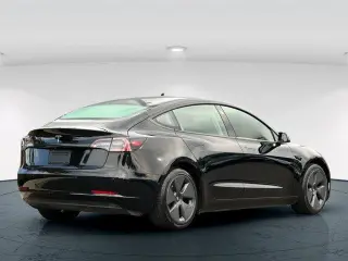 Tesla Model 3 2022 4p Sedán