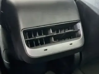 Tesla Model 3 2022 4dr Sedán