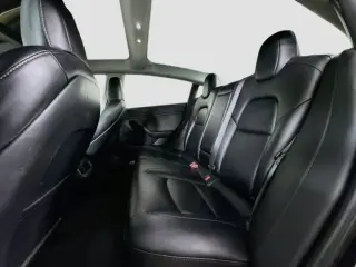 Tesla Model 3 2022 4dr Sedán